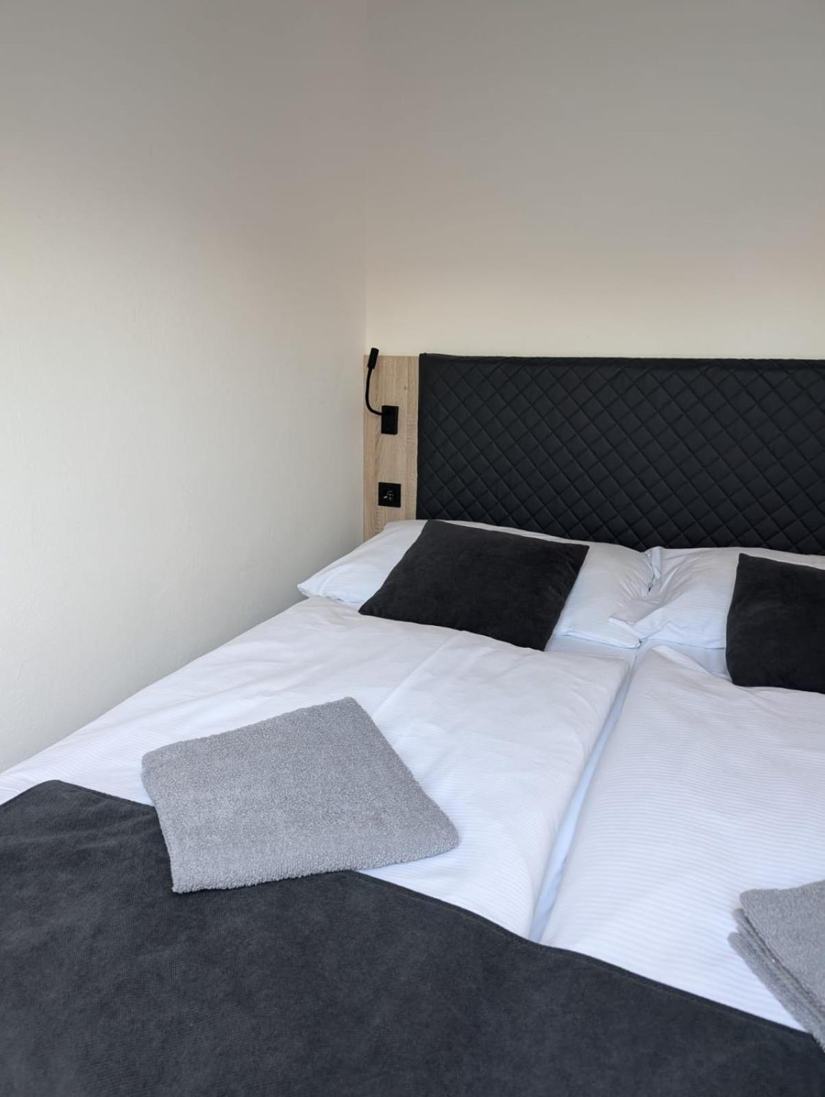 Penzion Ema B&B Prostějov Cameră foto