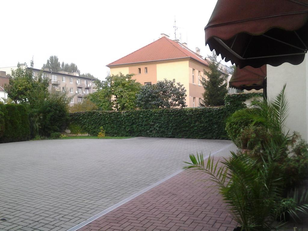 Penzion Ema B&B Prostějov Exterior foto